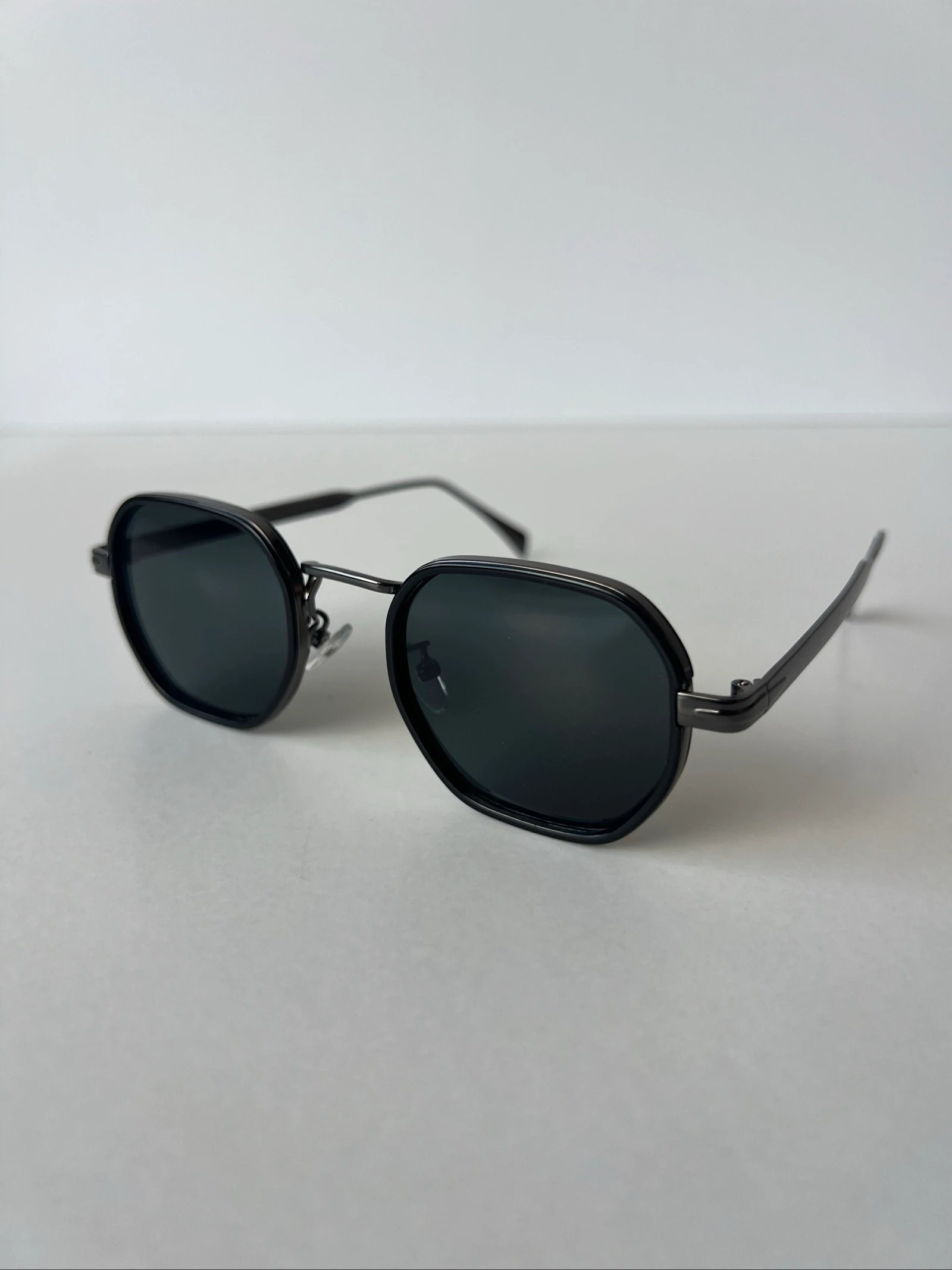 Black Sunglasses (New / with accessories) – photo 5